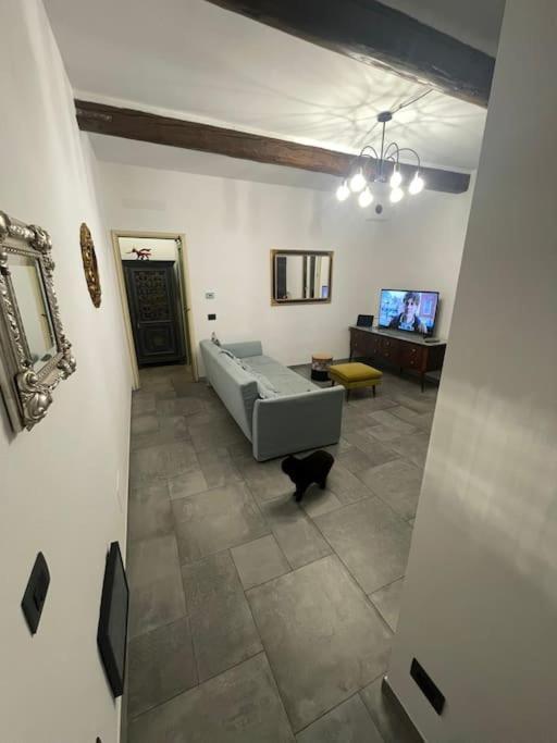 App Di Tania Daire Reggio Emilia Dış mekan fotoğraf