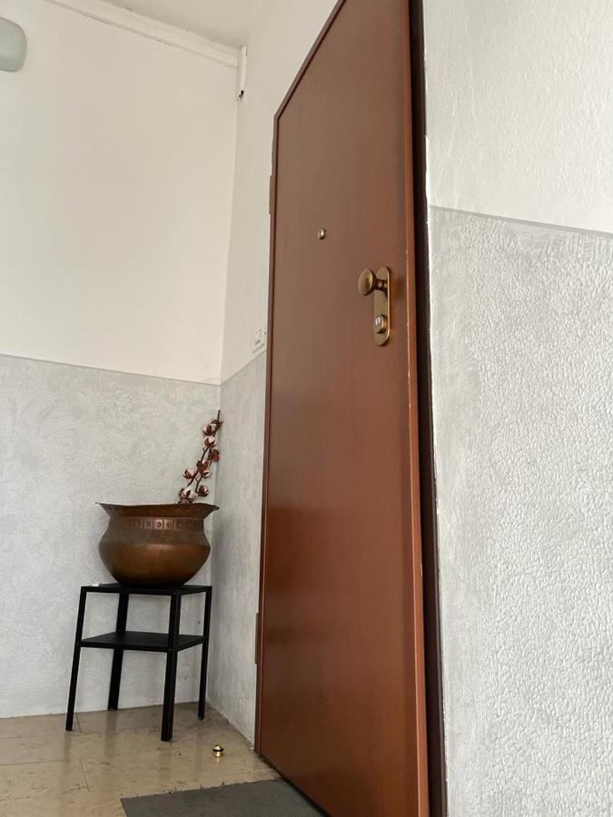 App Di Tania Daire Reggio Emilia Dış mekan fotoğraf